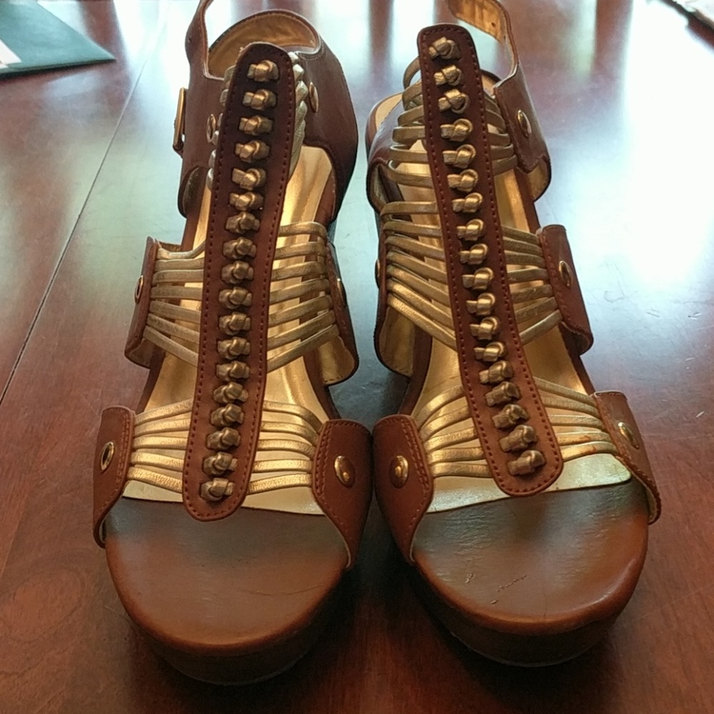 Women's sandals